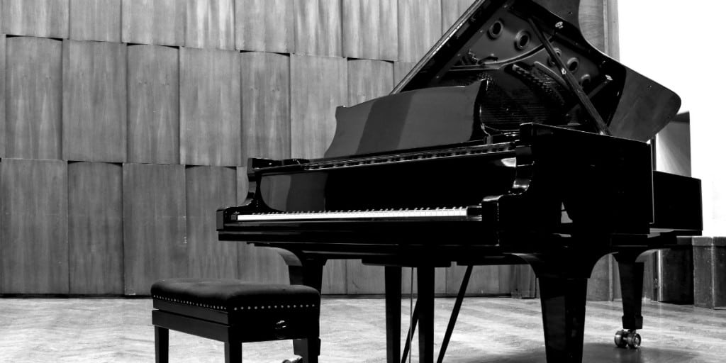piano moving